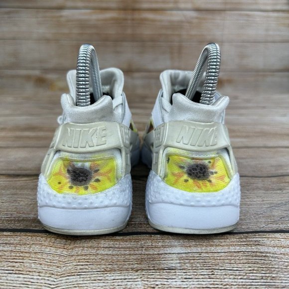 Nike Huarache Run Running Shoes Youth Size 5 Athletic Sneakers 654275-110 Custom - Picture 2 of 11
